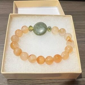 Carnelian crystal with Elegant Green crystal Bracelet